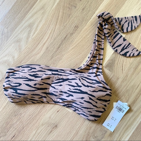 NWT • ABERCROMBIE One Shoulder Bikini Top • Zebra - Picture 9 of 10